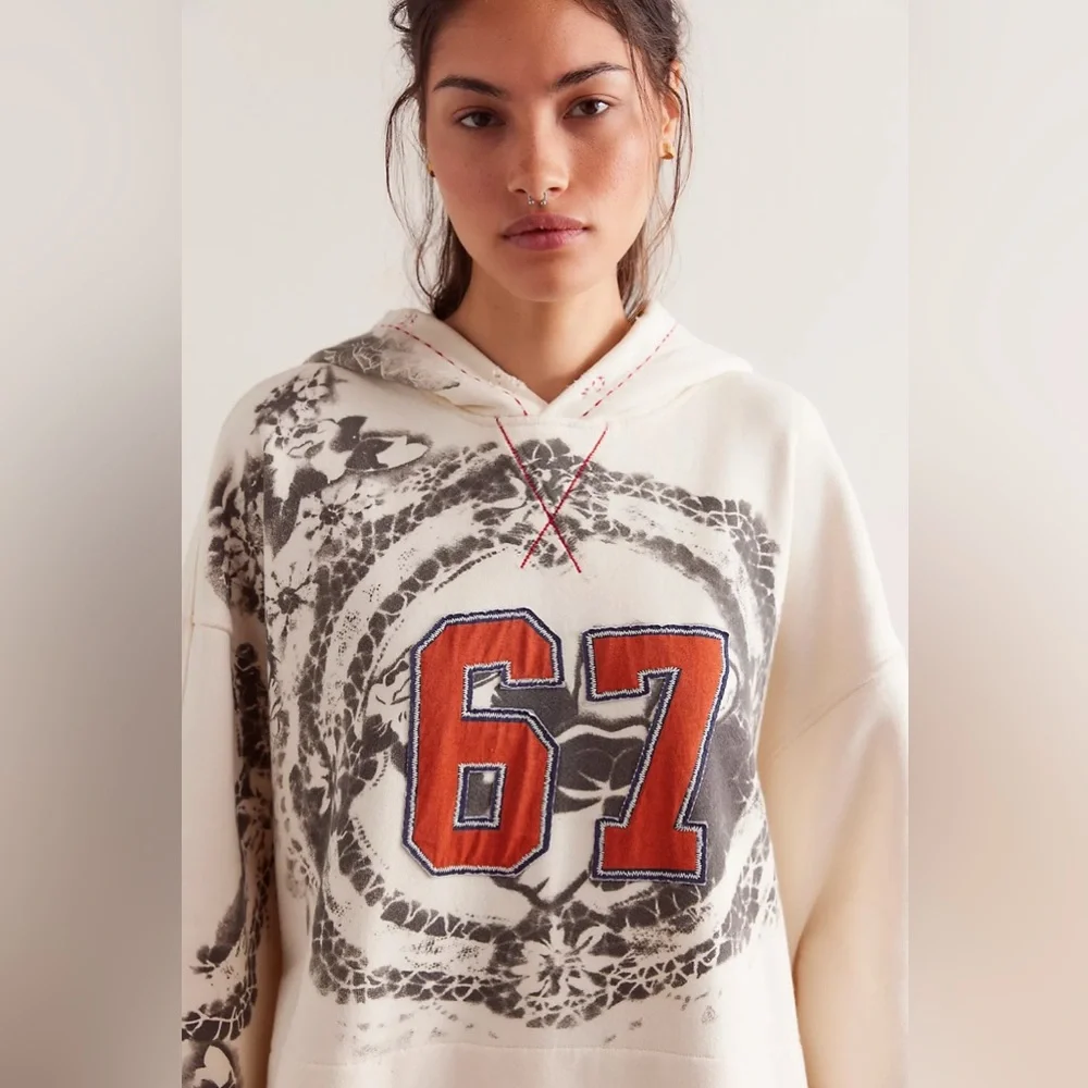 We The Free 67 Hoodie NWOT SMALL OVERSIZED - Picture 4 of 4